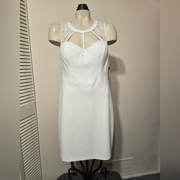 GUESS white Bodycon dress 12 NWT - Picture 3 of 8